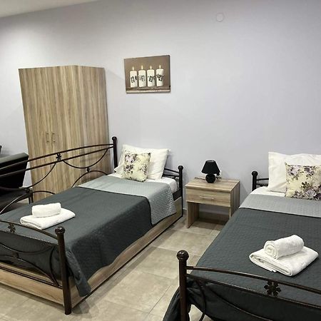 Kaiafas Luxury Philoxenia Apartamento Néa Péramos Quarto foto