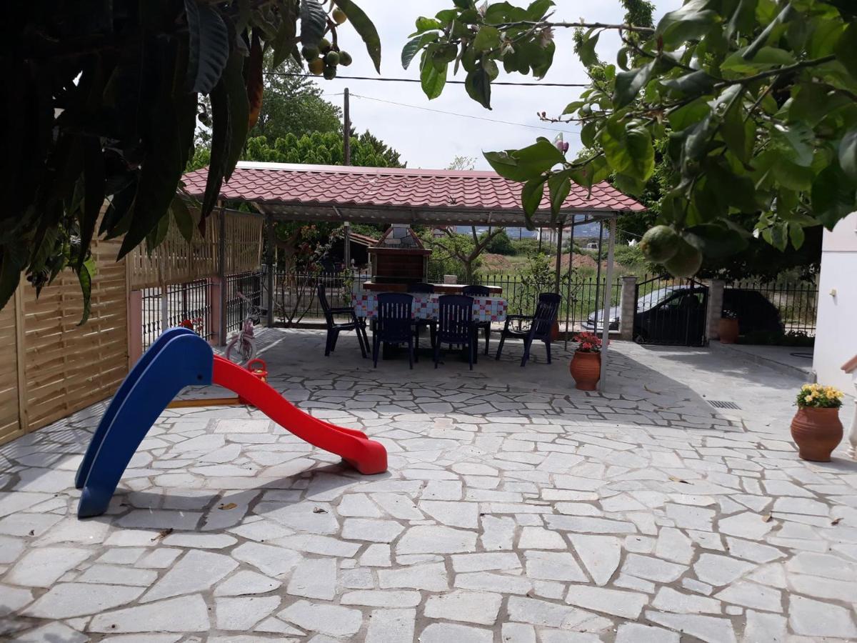 Kaiafas Luxury Philoxenia Apartamento Néa Péramos Exterior foto