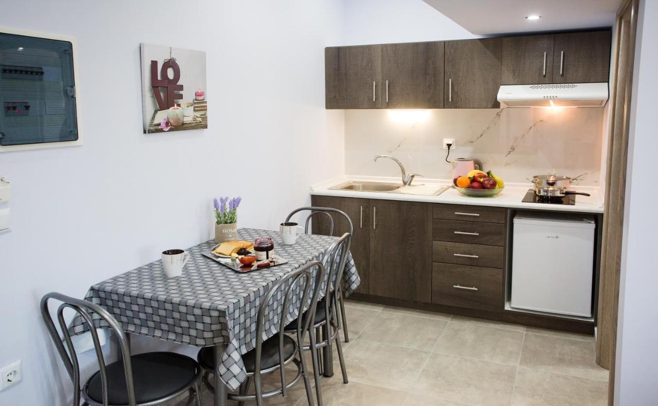 Kaiafas Luxury Philoxenia Apartamento Néa Péramos Exterior foto